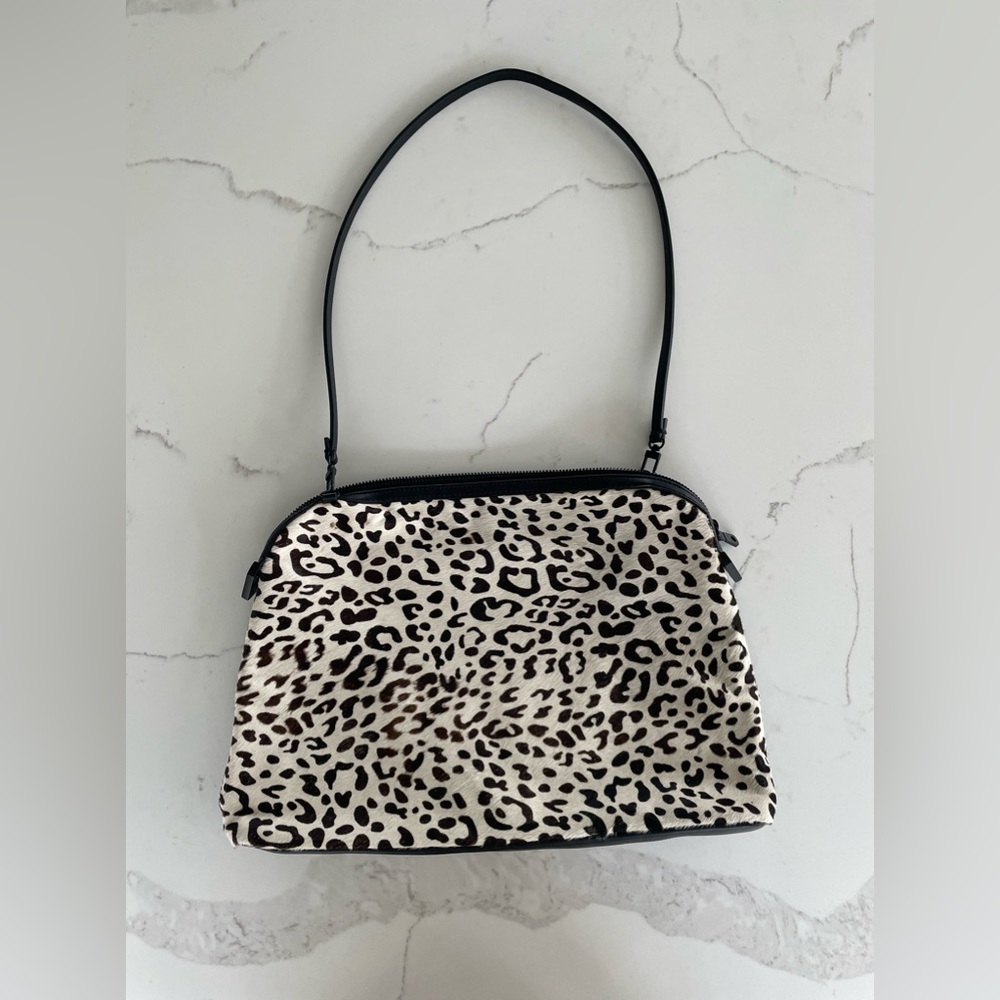 Very elegant zara bag!